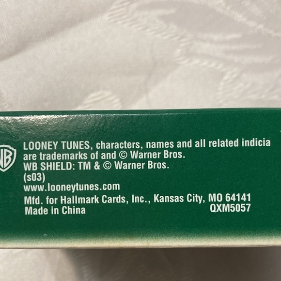 NIB HALLMARK Keepsake miniature Orn. TWEETY BIRD w/candy cane $15 - Picture 4 of 5